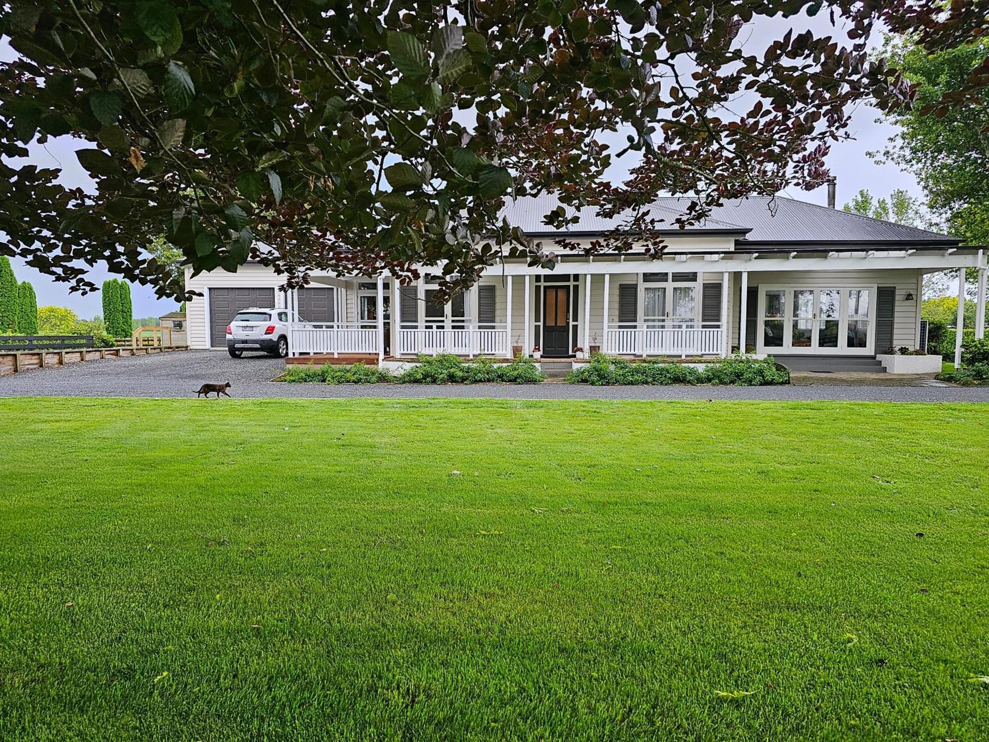 Okauia House, Matamata Hotel Buitenkant foto